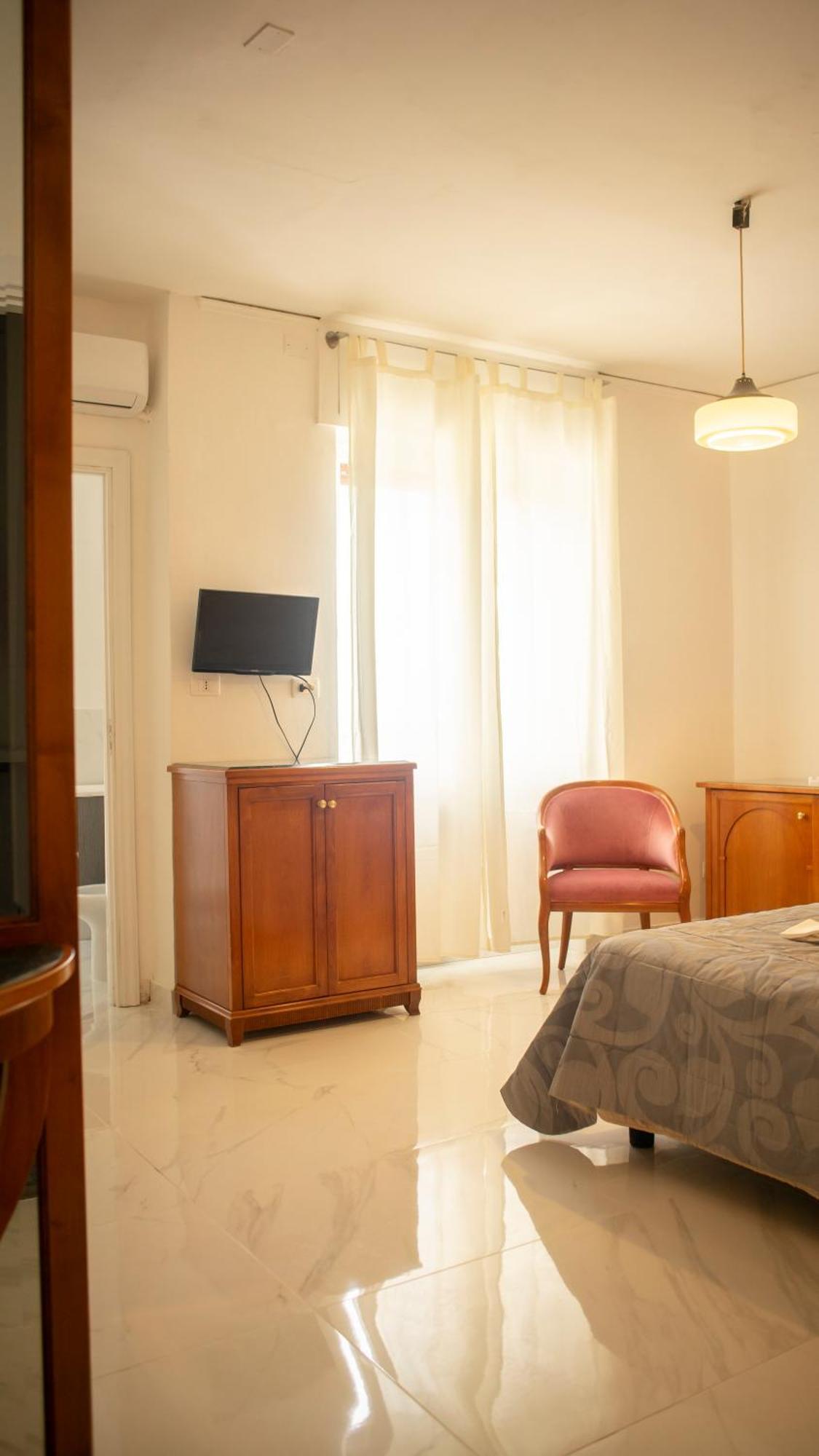 Hotel Sinuessa Terme Mondragone Esterno foto