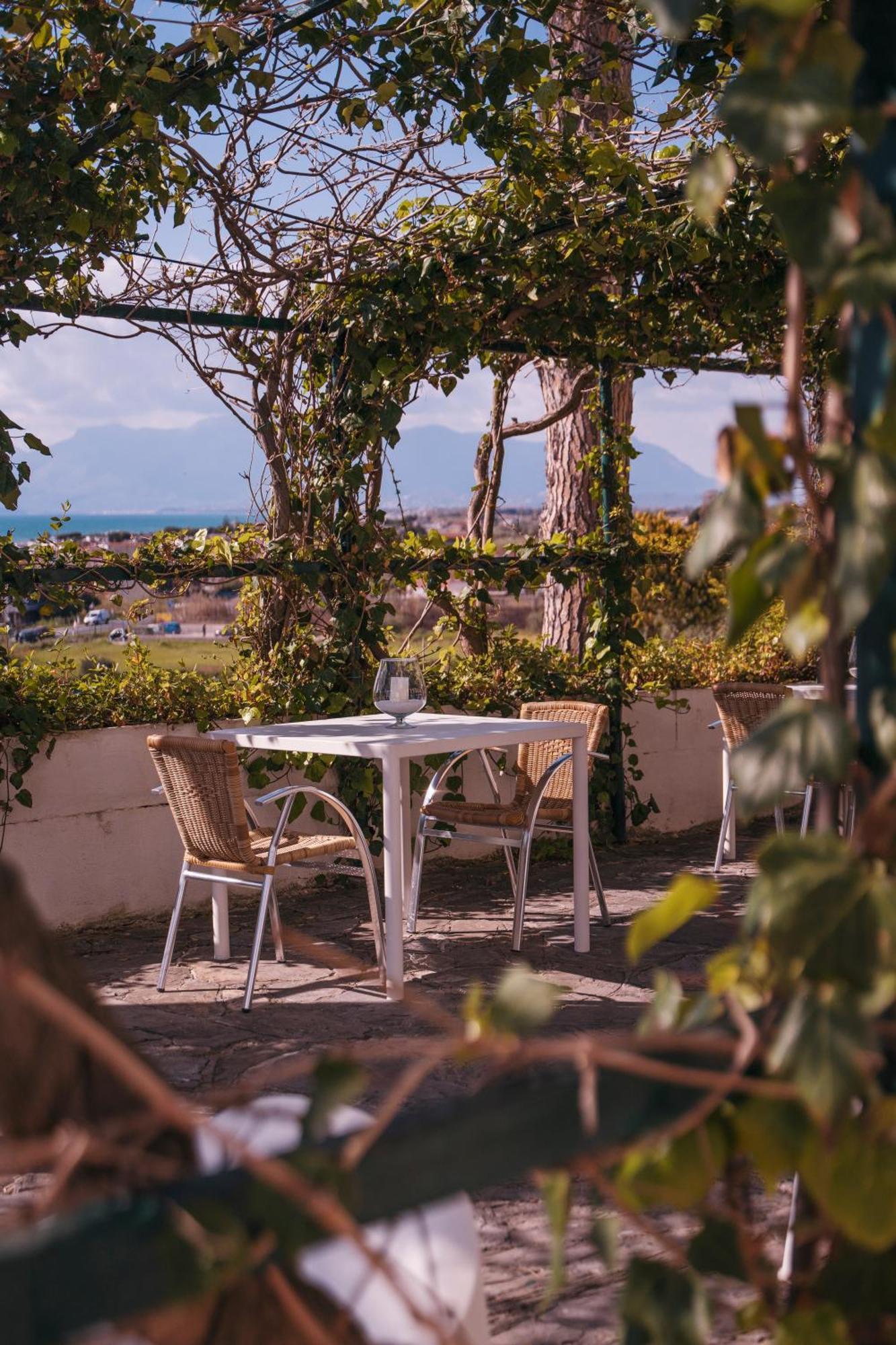 Hotel Sinuessa Terme Mondragone Esterno foto